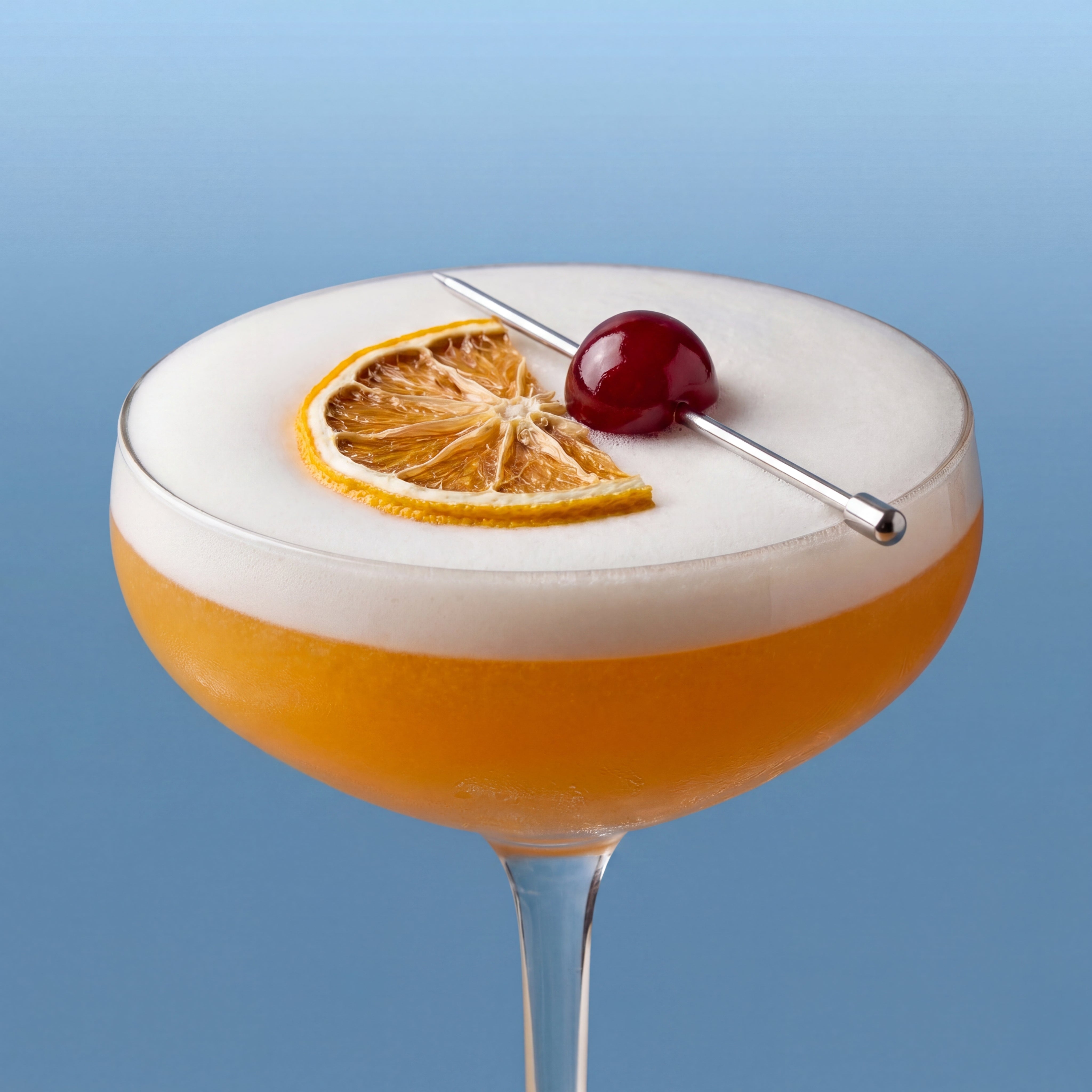 How To Make A Whiskey Sour (Classic Recipe With And Without Egg White)